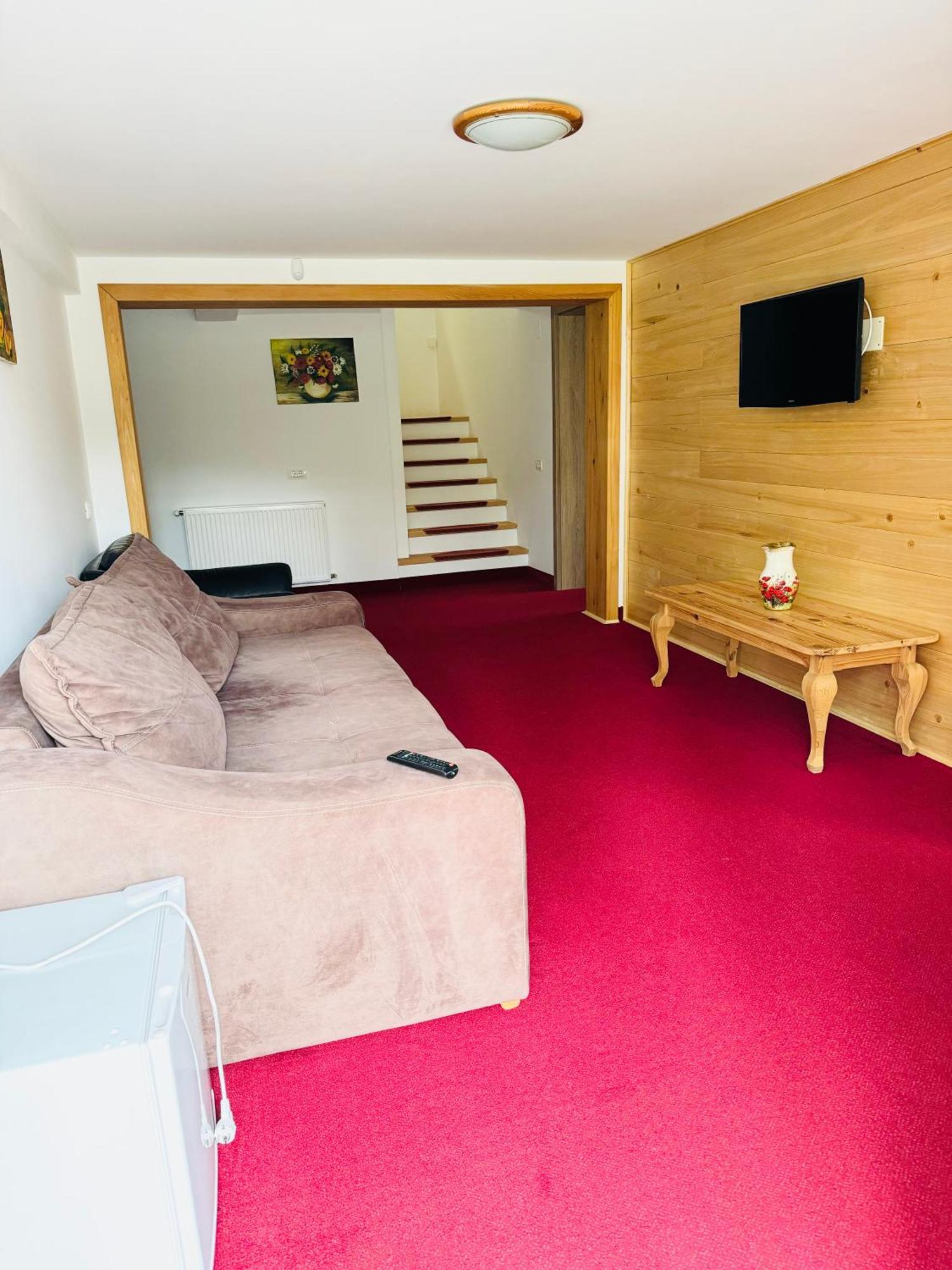 Casa Belcin Spa&Retreat Buşteni Eksteriør bilde