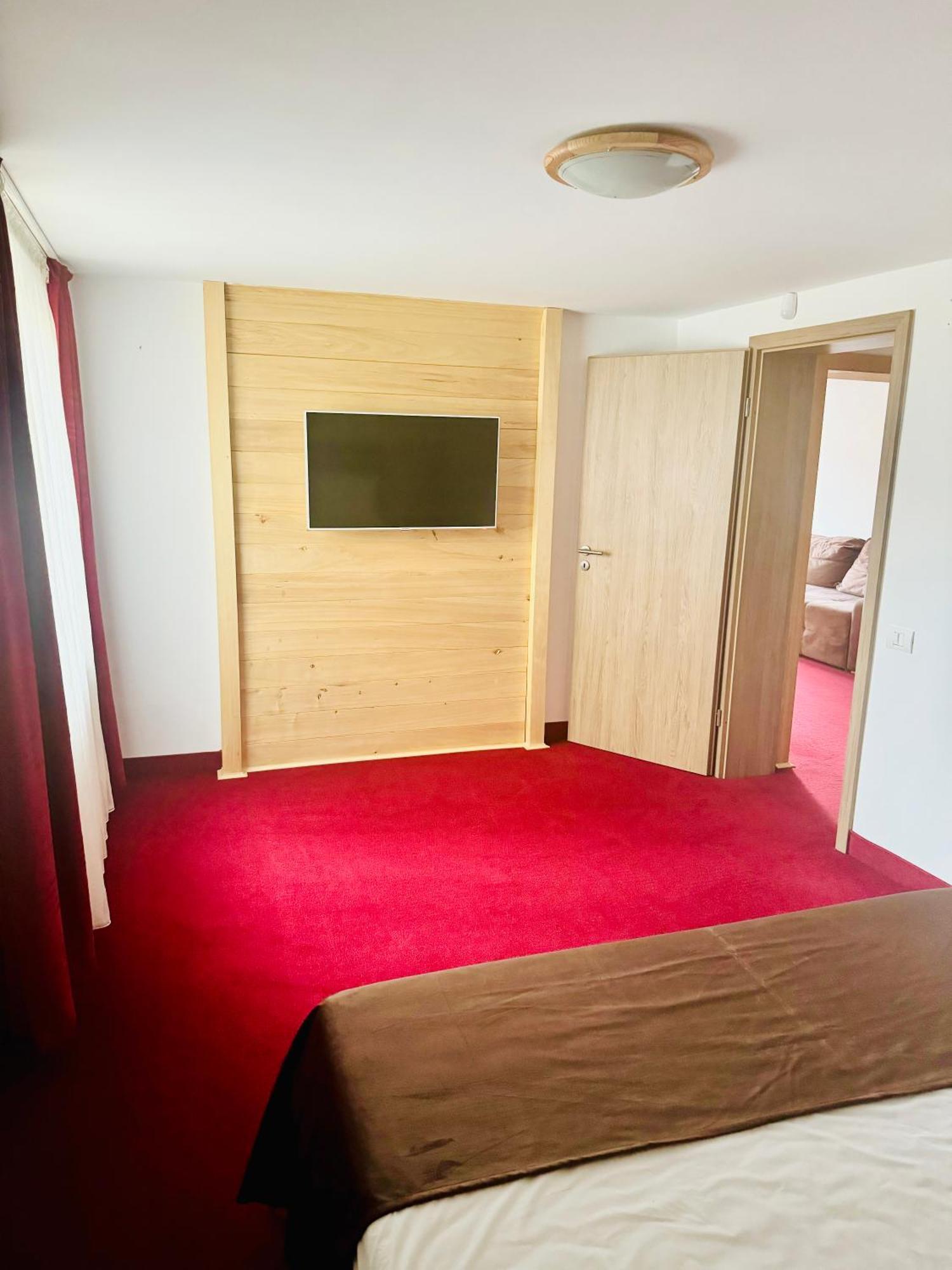 Casa Belcin Spa&Retreat Buşteni Eksteriør bilde