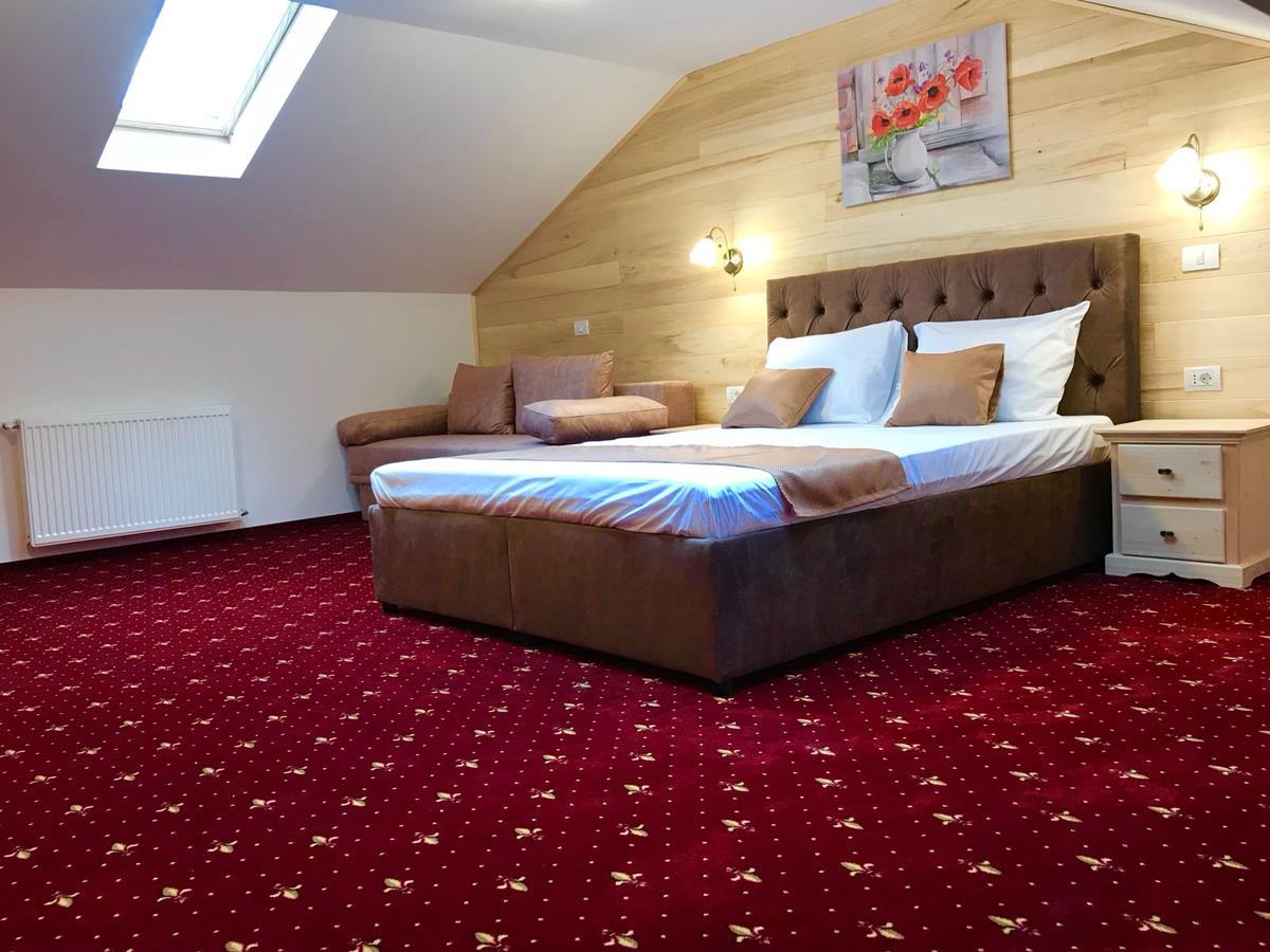 Casa Belcin Spa&Retreat Buşteni Eksteriør bilde