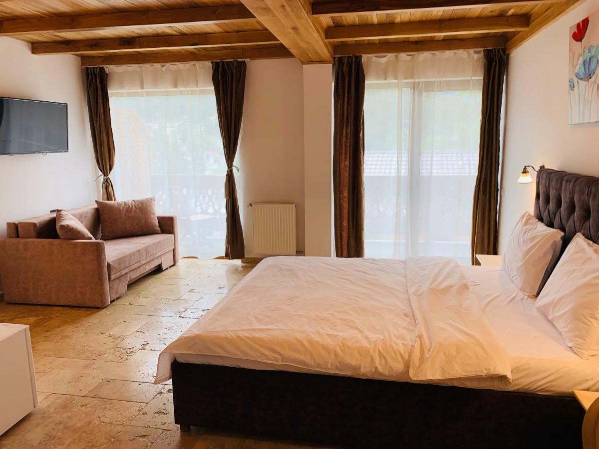 Casa Belcin Spa&Retreat Buşteni Eksteriør bilde