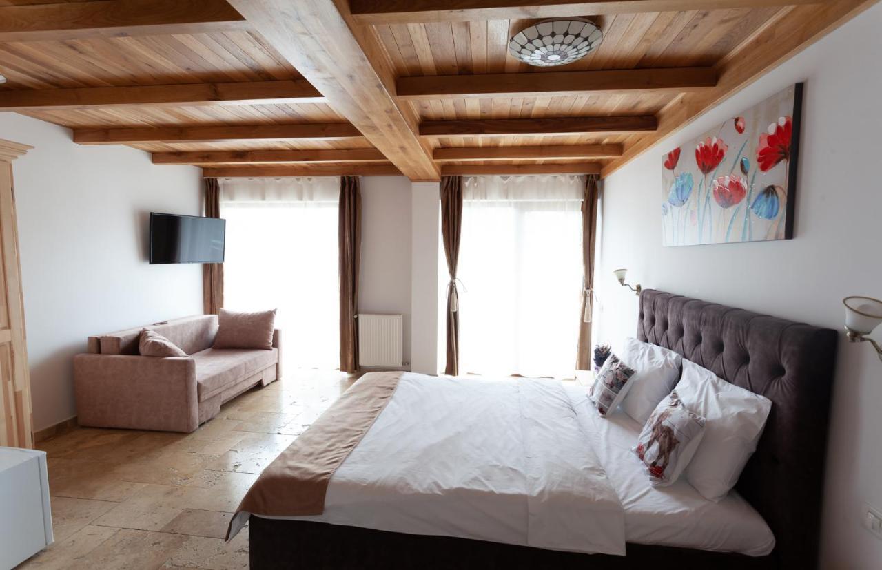 Casa Belcin Spa&Retreat Buşteni Eksteriør bilde
