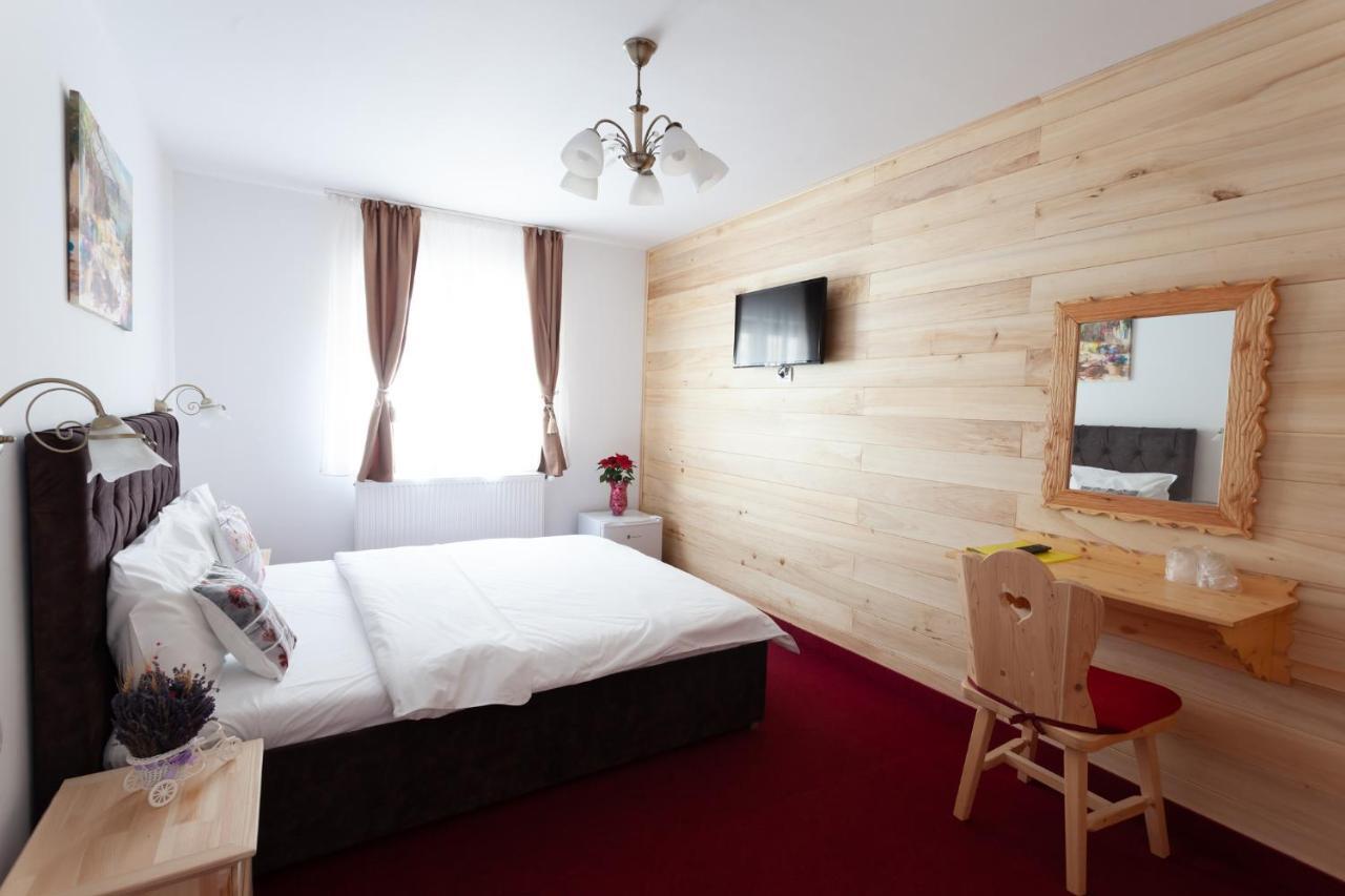 Casa Belcin Spa&Retreat Buşteni Eksteriør bilde